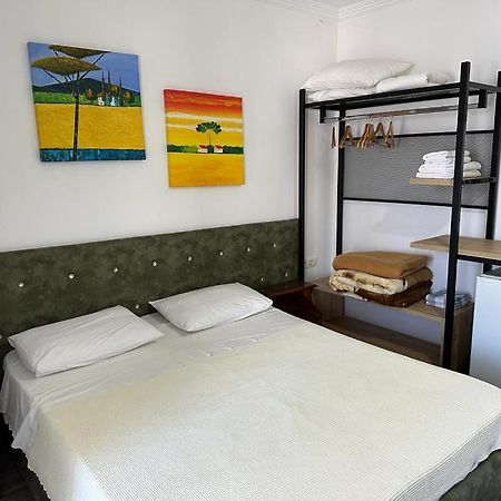 Fjora Rooms Sarandë 外观 照片